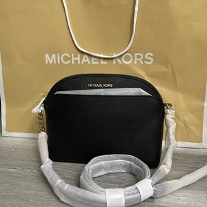 Dome crossbody body bag